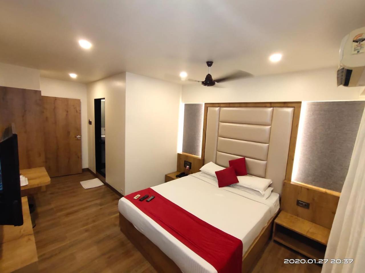 Hotel Heritage Dakshin Navi Mumbai Exterior photo